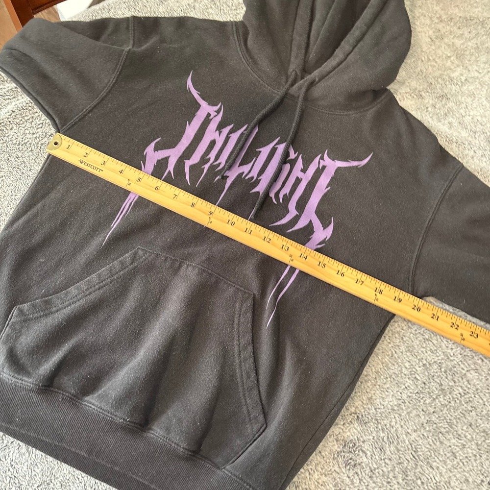 Twilight Men Hoodie Small Metal Font Graphic Movie Goth Grunge Emo Vampire 20647 - Picture 7 of 8